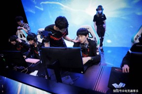 亚博- TheShy与50激战DWG分钟，出色防守胜负难料！，Doinb焦点对战赛场气氛高涨